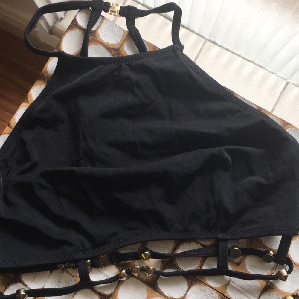 ASOS ๐ Black /gold metal details - Picture 1 of 8